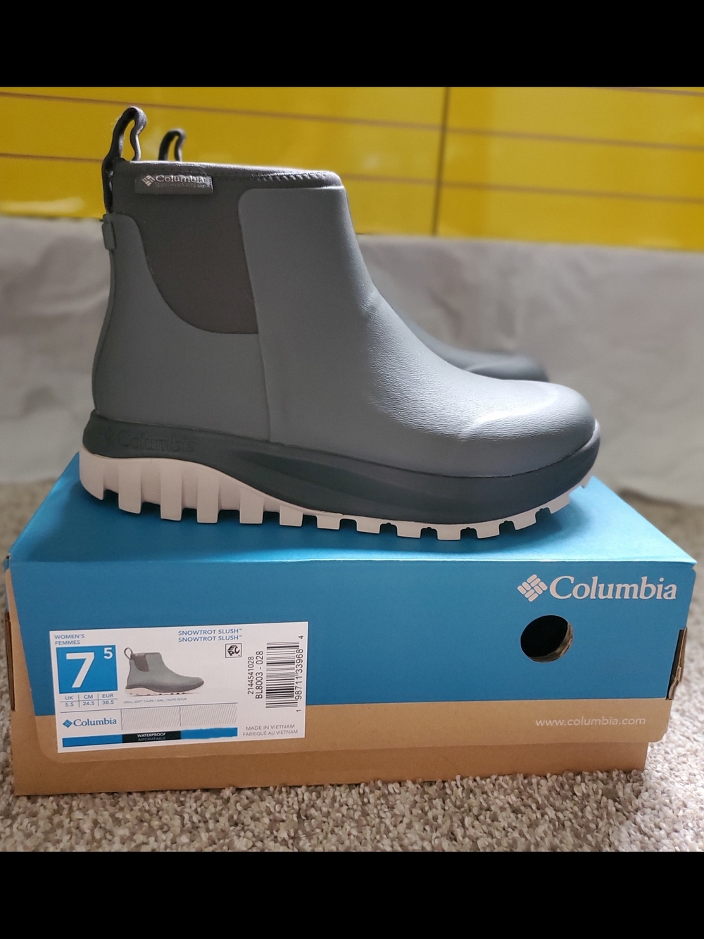Columbia Women's Snowtide Chelsea Rain Boot - Gray and White